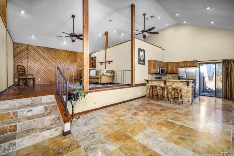 115 Sprecken Isle Canyon Lake TX 78133
