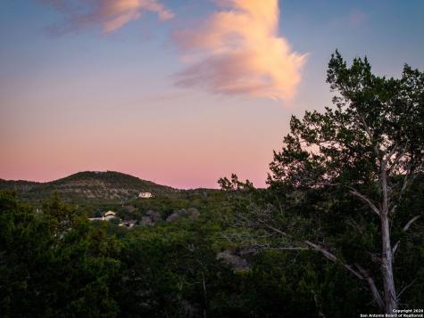 115 Sprecken Isle Canyon Lake TX 78133