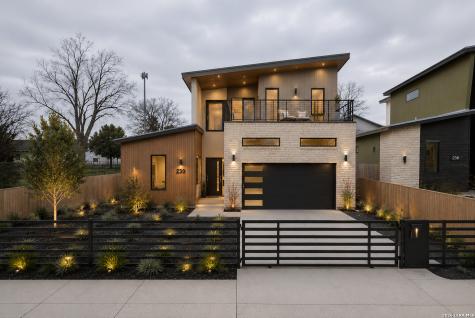 230 Cassiano San Antonio TX 78204