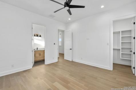 230 Cassiano San Antonio TX 78204