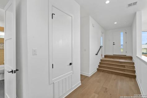 230 Cassiano San Antonio TX 78204