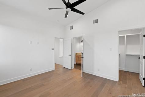 230 Cassiano San Antonio TX 78204