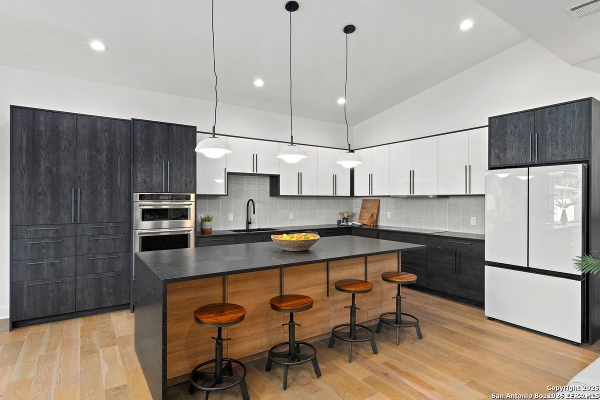 230 Cassiano San Antonio TX 78204