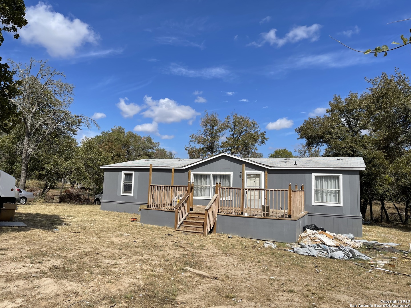 435 Ashford Circle Poteet TX 78065