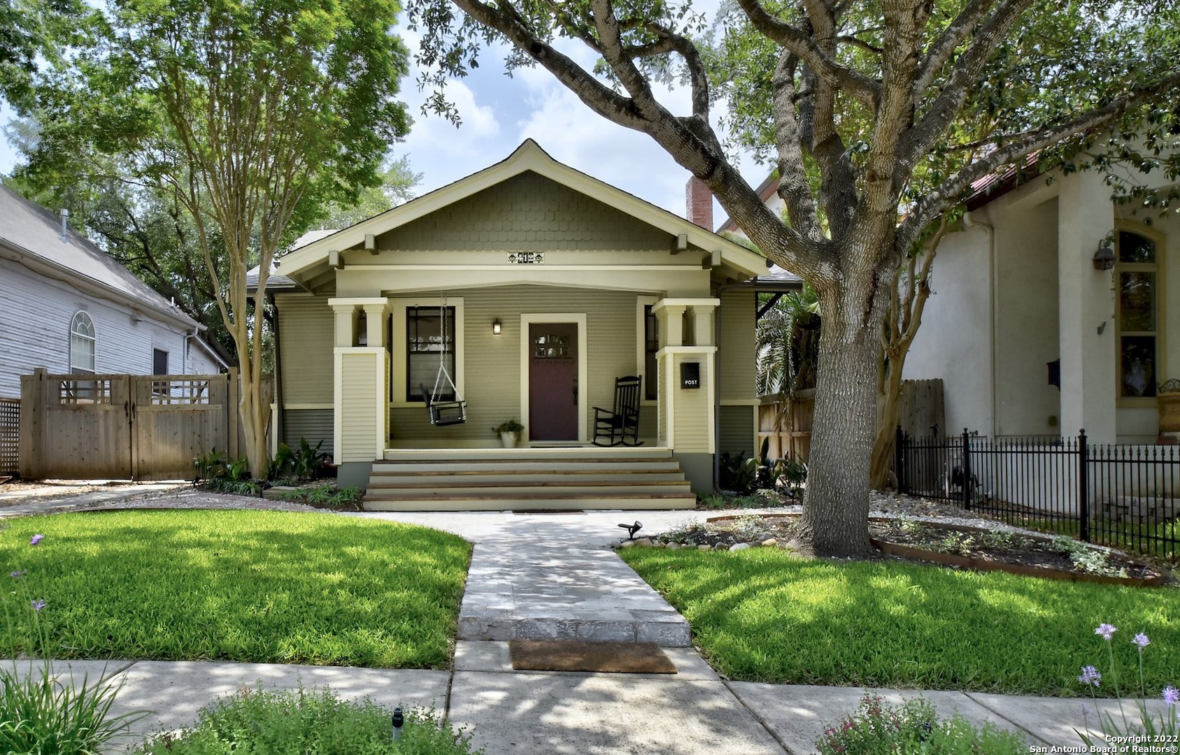412 Queen Anne Court San Antonio TX 78209