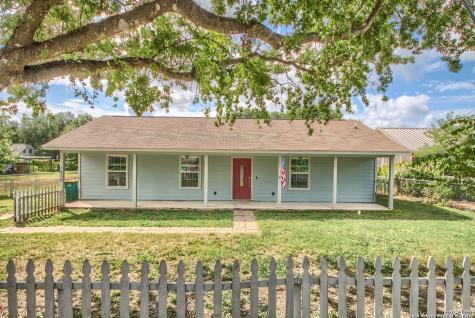 1012 Lafayette Street Castroville TX 78009