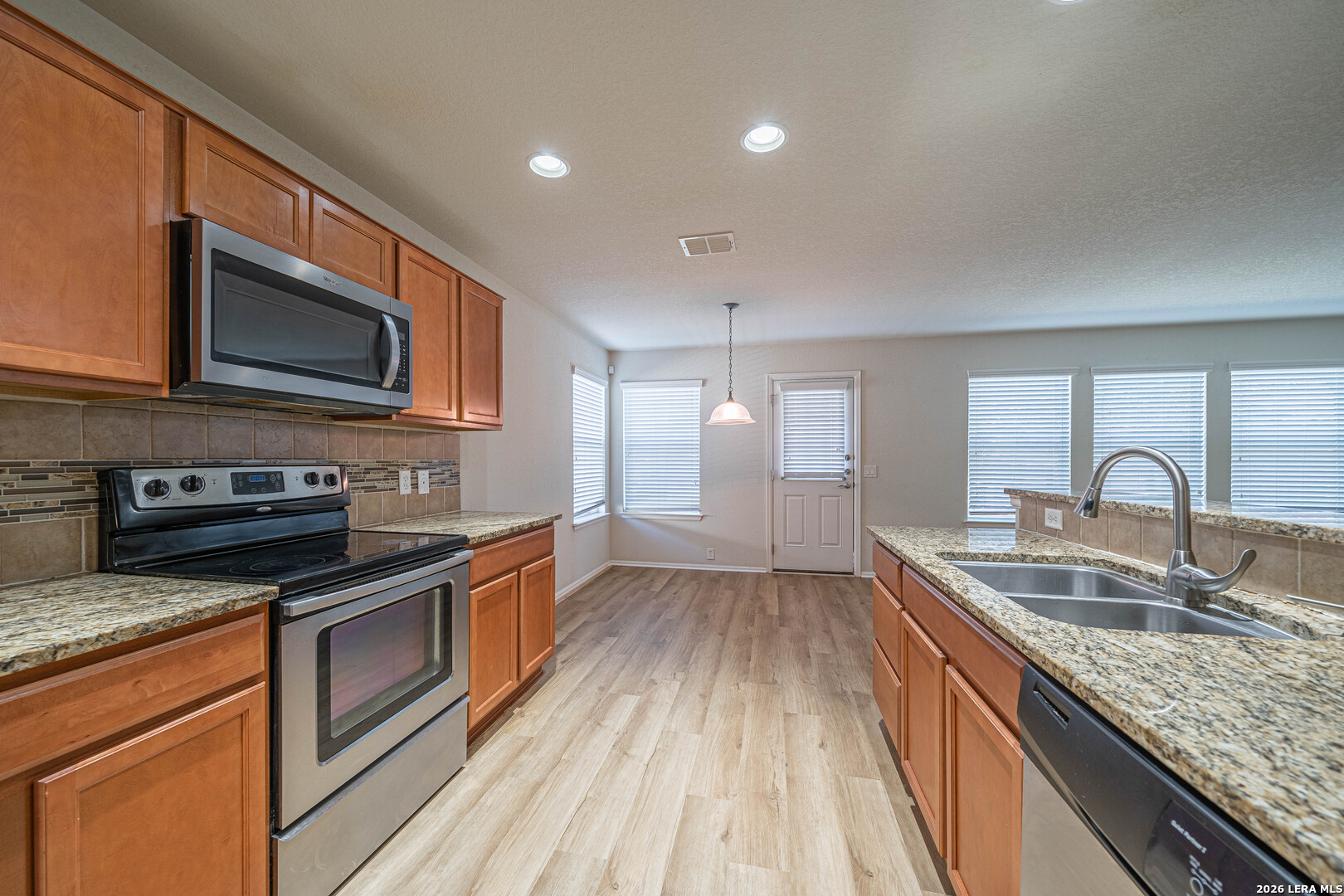 1332 Wagon Wheel Schertz TX 78154