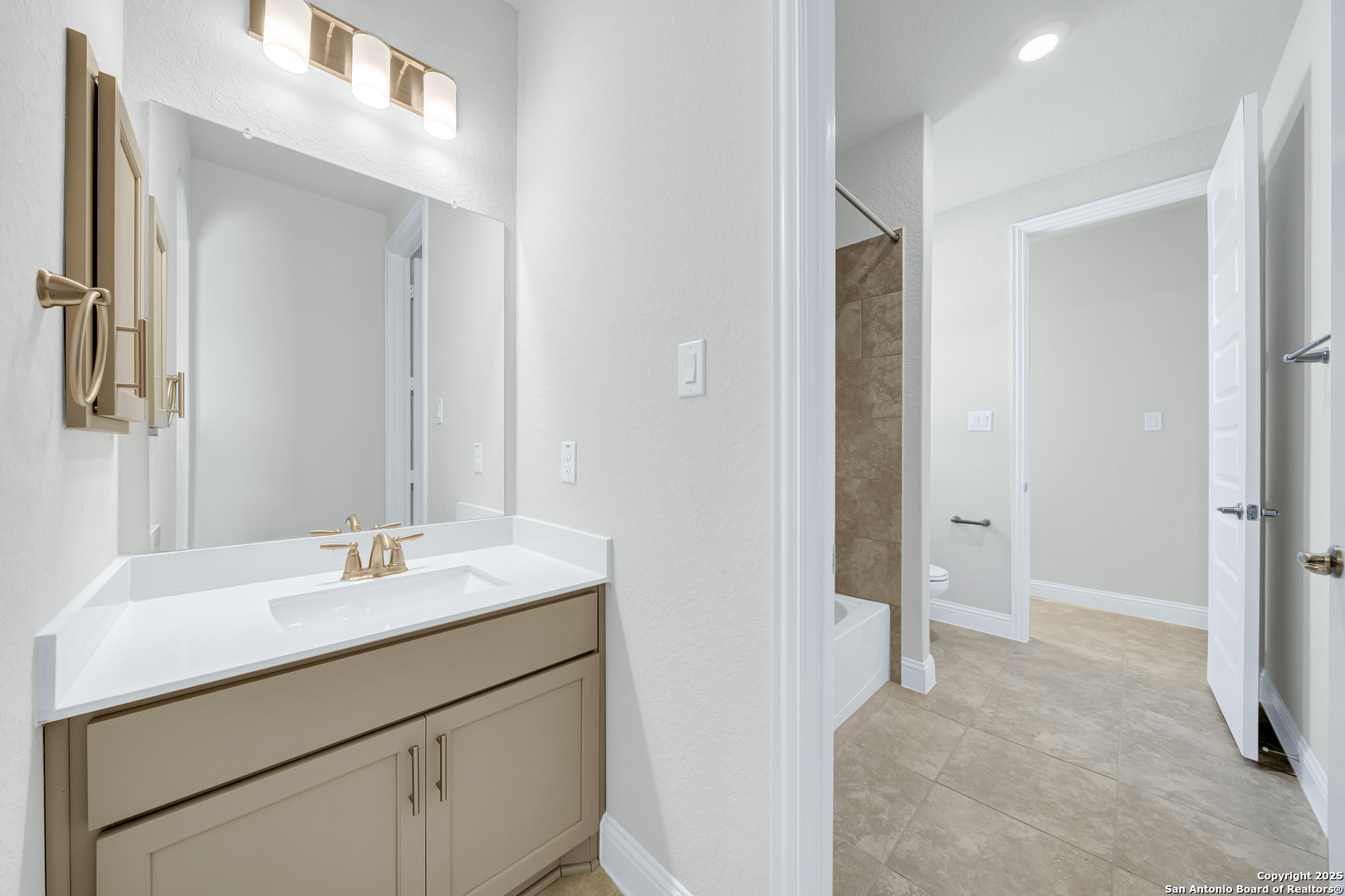310 Dryden Roost Cibolo TX 78108