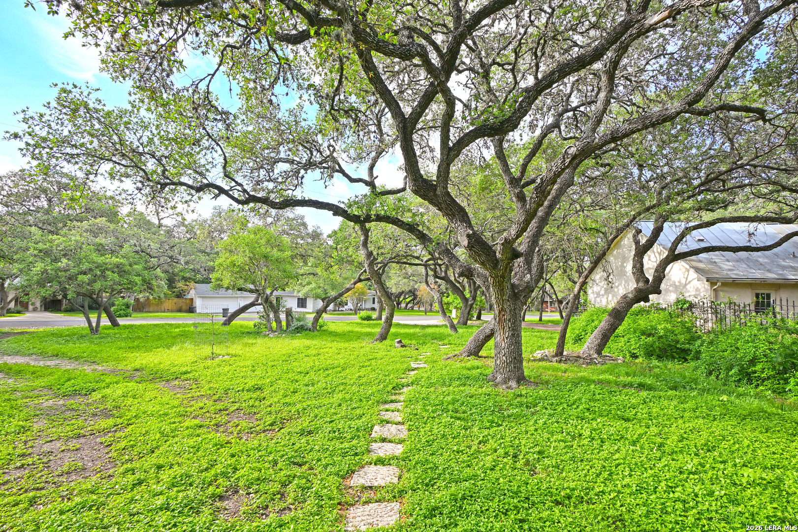 303 S Manton Lane Castle Hills TX 78213