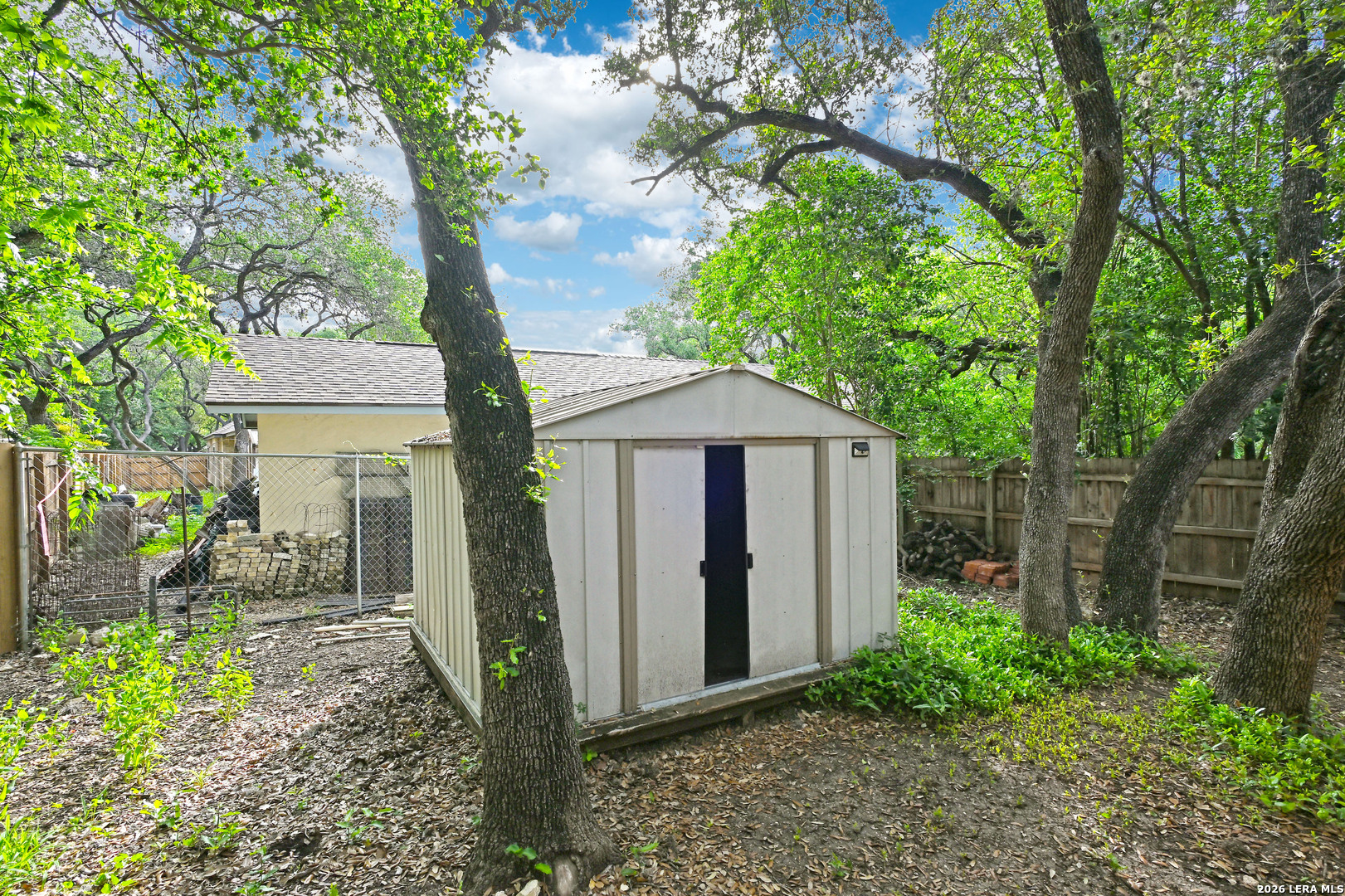 303 S Manton Lane Castle Hills TX 78213