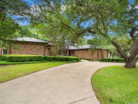 16 Galleria Drive San Antonio TX 78257