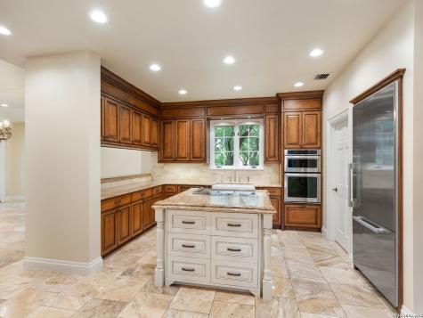 16 Galleria Drive San Antonio TX 78257