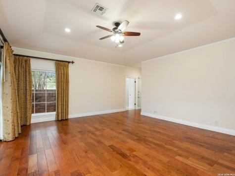 16 Galleria Drive San Antonio TX 78257