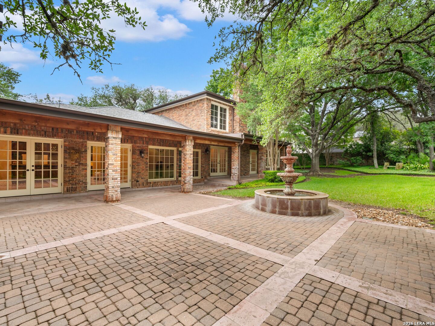 16 Galleria Drive San Antonio TX 78257