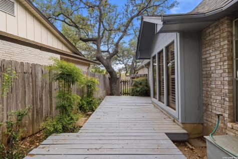 13127 Country Trail San Antonio TX 78216