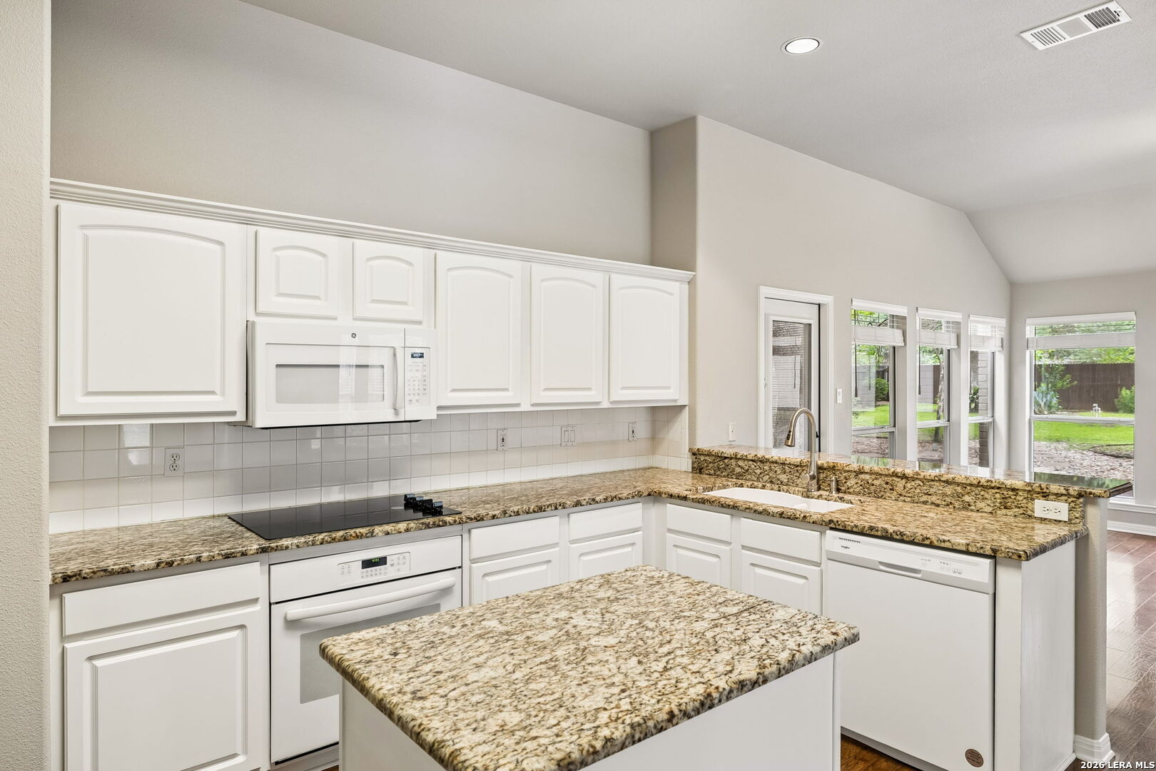 1784 Oak Forest Drive New Braunfels TX 78132