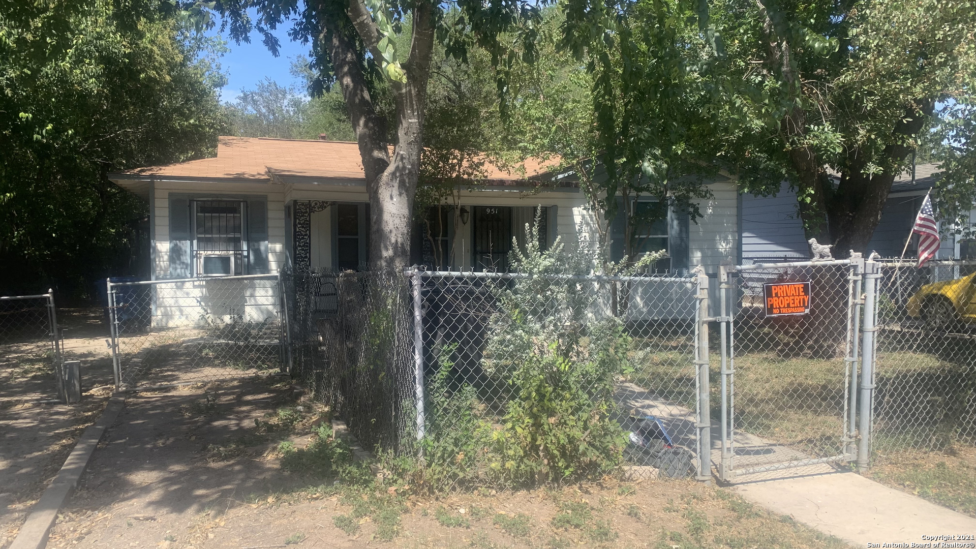 951 Kendalia Avenue San Antonio TX 78221