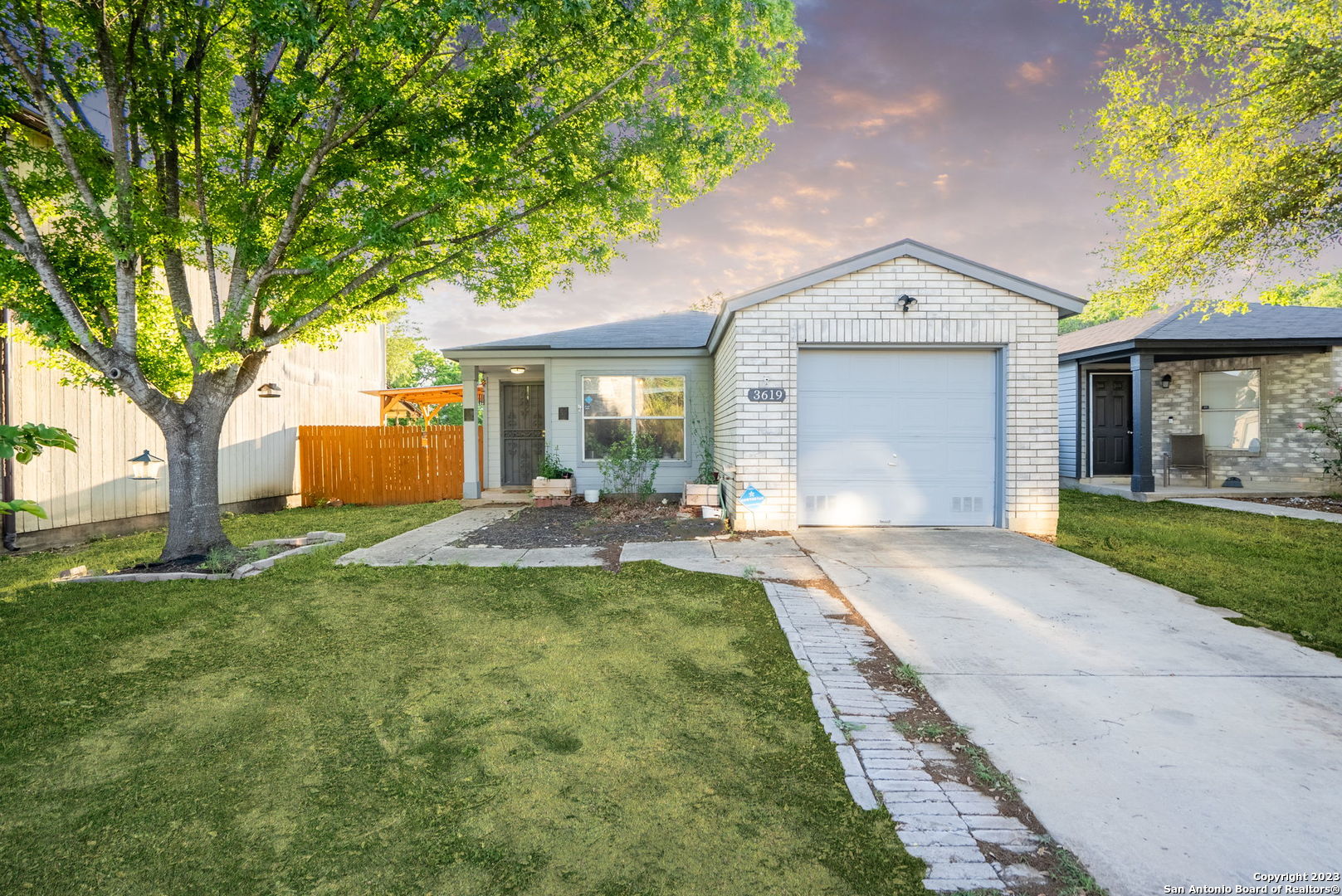 3619 Cameron Springs San Antonio TX 78244