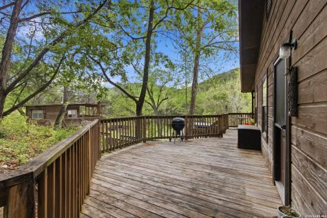 2115 Mesa Verde Medina TX 78055