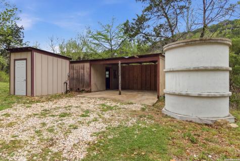 2115 Mesa Verde Medina TX 78055