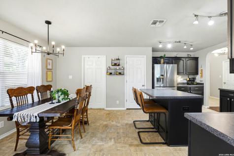 518 Bandera Circle New Braunfels TX 78130