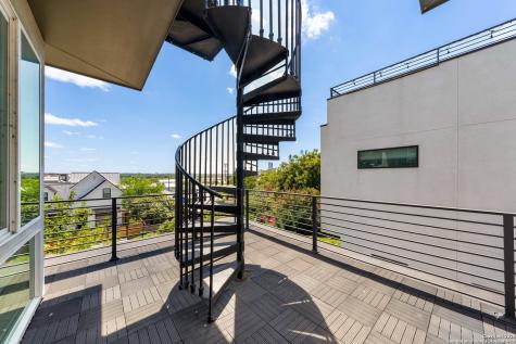 2004 E 8th Street Austin TX 78702