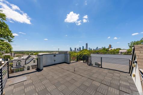 2004 E 8th Street Austin TX 78702