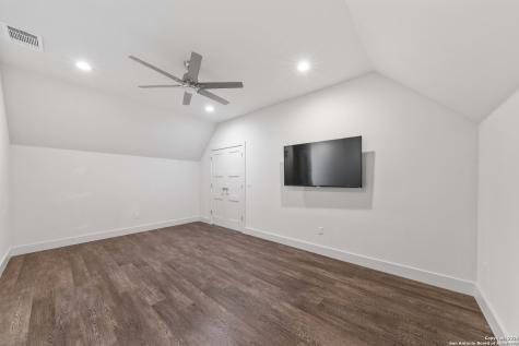 2004 E 8th Street Austin TX 78702