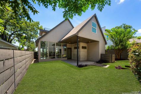 2004 E 8th Street Austin TX 78702