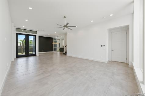 2004 E 8th Street Austin TX 78702