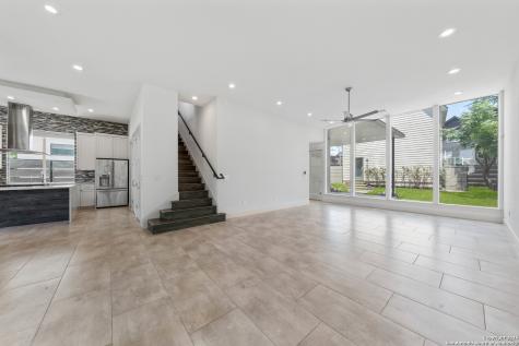 2004 E 8th Street Austin TX 78702