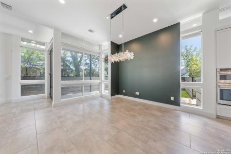 2004 E 8th Street Austin TX 78702