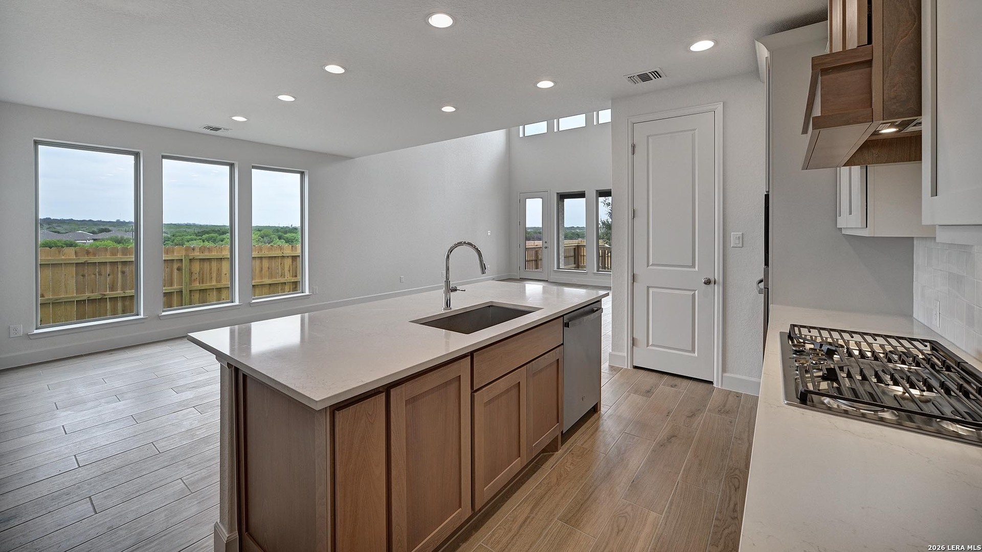 4108 Mountain Ash San Antonio TX 78245
