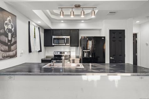 111 Ardmore San Antonio TX 78237