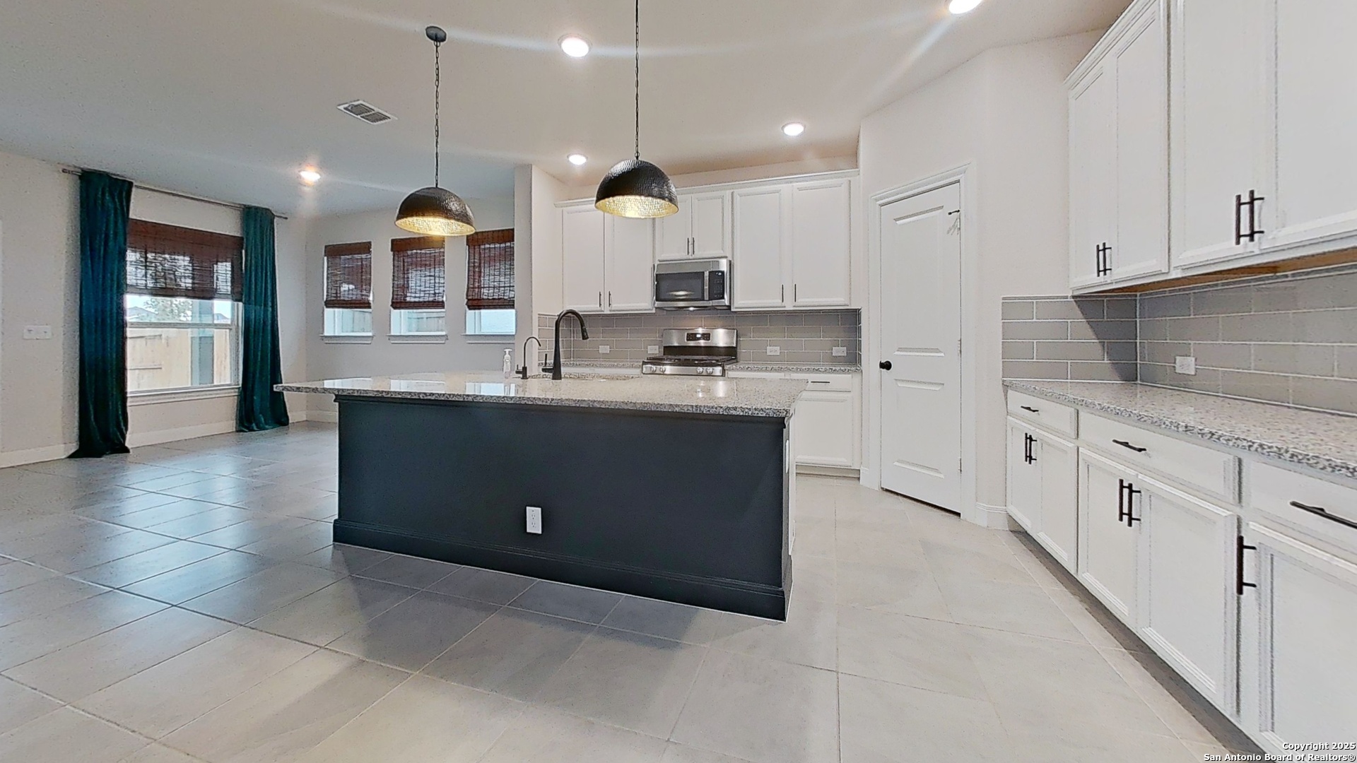 9422 Van Horn San Antonio TX 78254