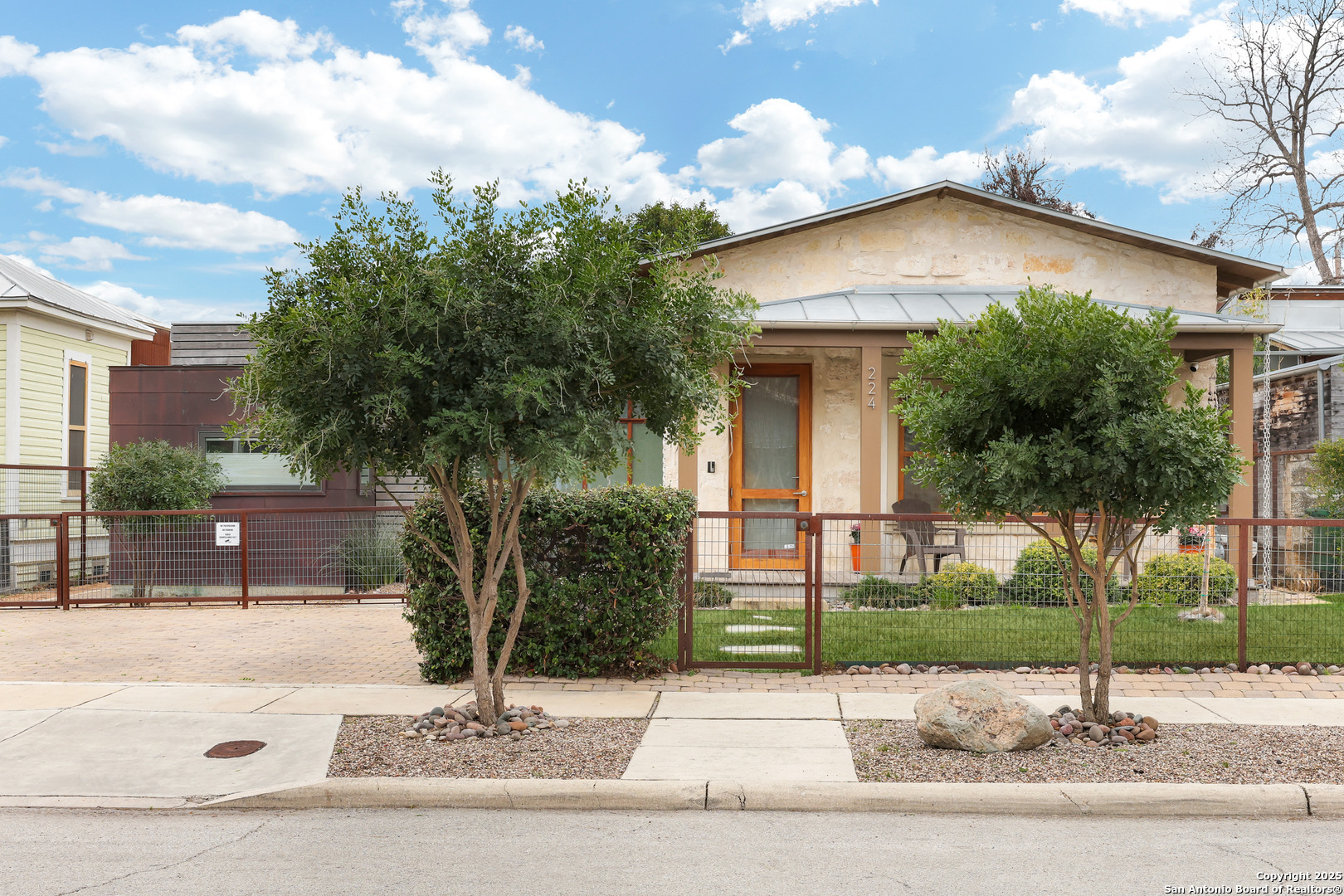 224 Lavaca Street San Antonio TX 78210