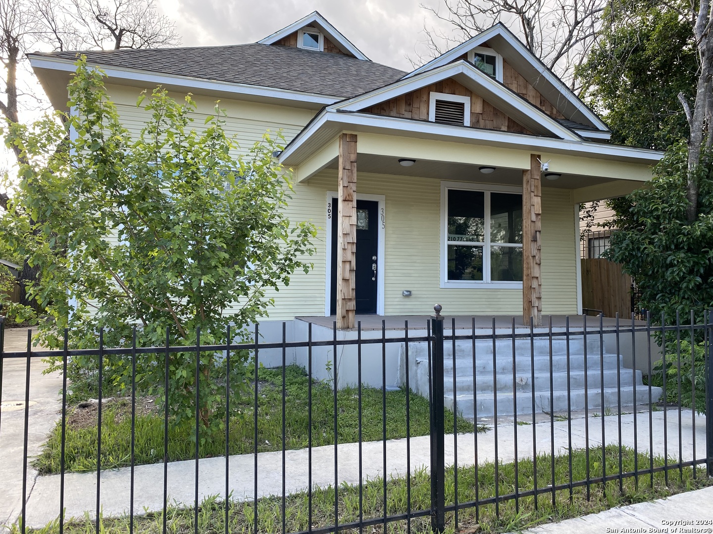 305 Spruce Street San Antonio TX 78203