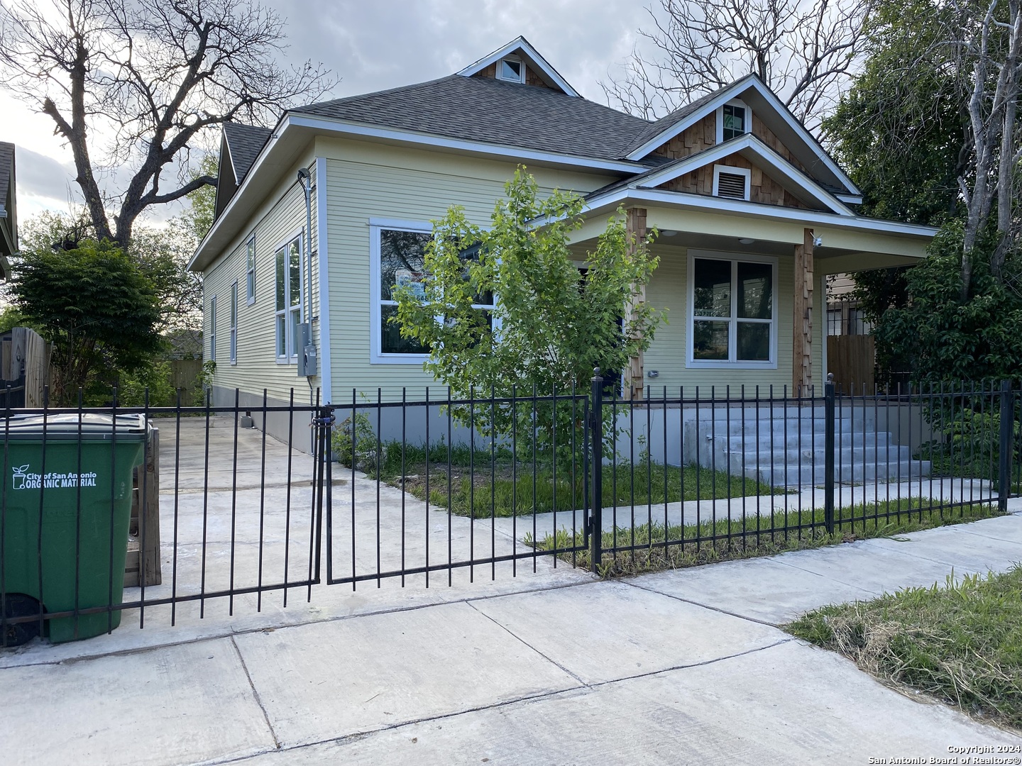 305 Spruce Street San Antonio TX 78203