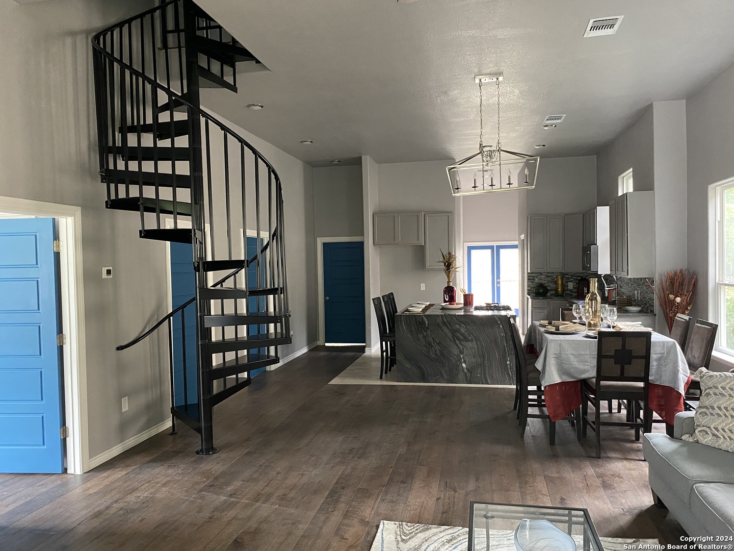 305 Spruce Street San Antonio TX 78203