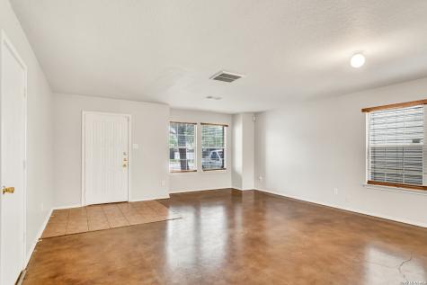 6119 Ironmill Creek Converse TX 78109