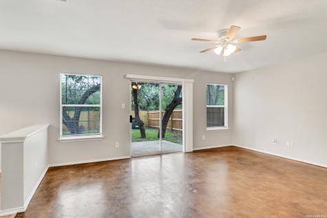 6119 Ironmill Creek Converse TX 78109