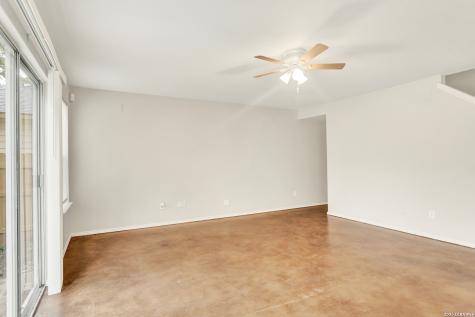 6119 Ironmill Creek Converse TX 78109