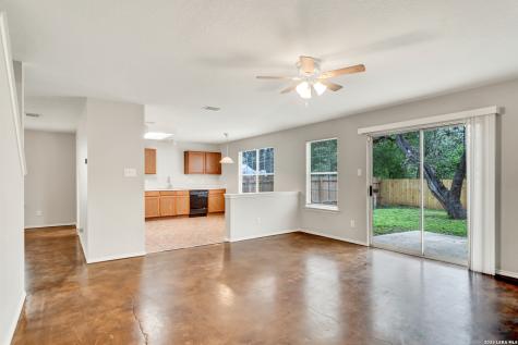 6119 Ironmill Creek Converse TX 78109