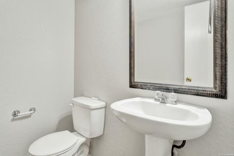 6119 Ironmill Creek Converse TX 78109