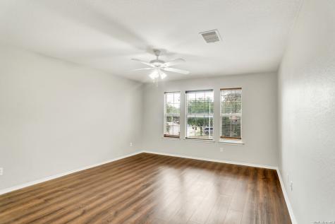 6119 Ironmill Creek Converse TX 78109