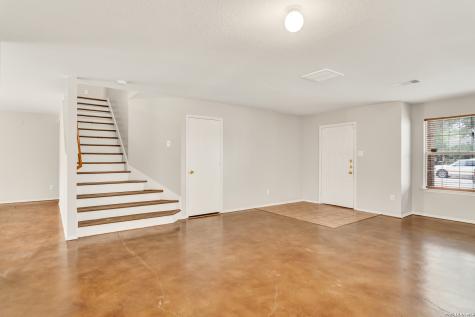 6119 Ironmill Creek Converse TX 78109