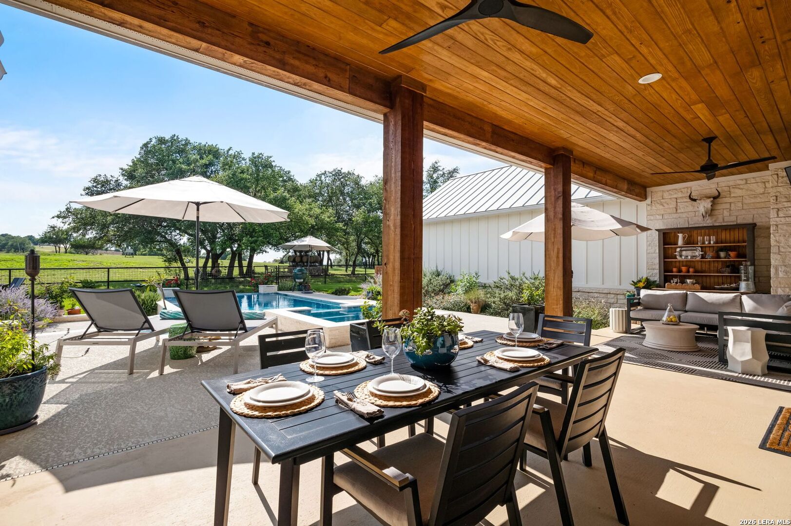 2009 Axis Circle Fredericksburg TX 78624