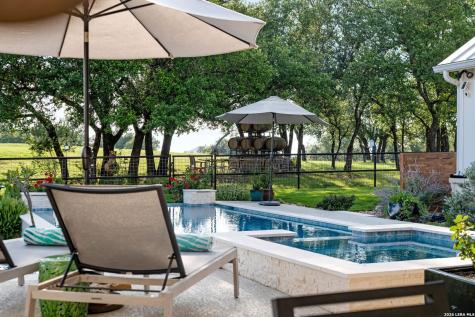 2009 Axis Circle Fredericksburg TX 78624