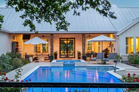 2009 Axis Circle Fredericksburg TX 78624