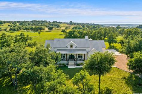 2009 Axis Circle Fredericksburg TX 78624